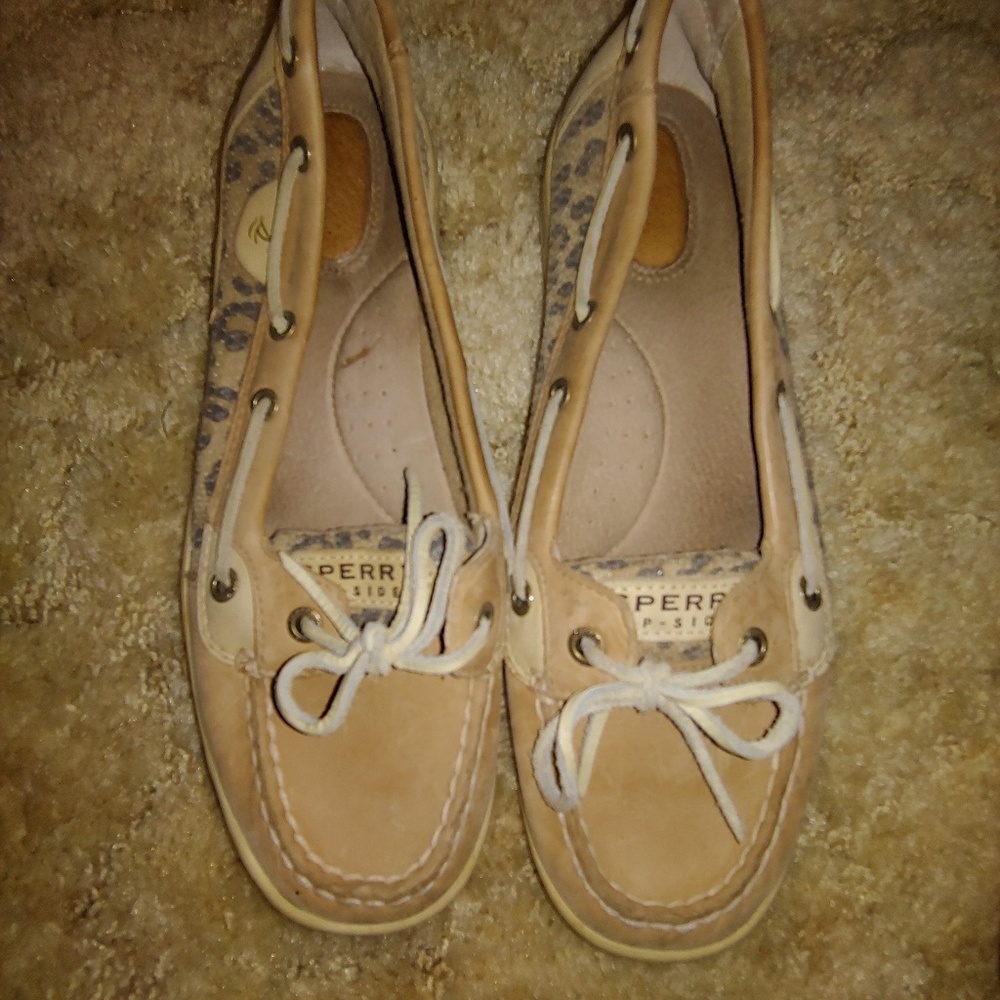 Size 9 Sperry's with leopard accent